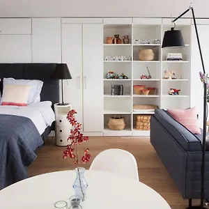 https://bb-museumquarter.amsterdamhotelsnl.com