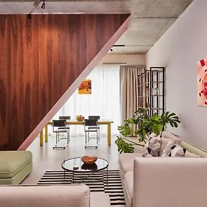 https://new-beautiful-design-studio-in-amsterdam-west.amsterdamhotelsnl.com