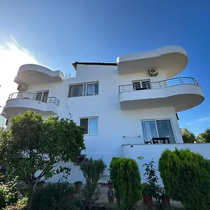 Xhimi , Ksamil Albania